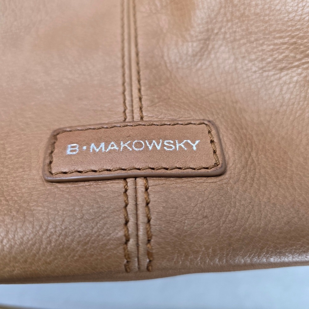B Makowsky Tan Pebbled Leather Hobo Shoulder Bag Leopard Print Lining Drawstring - Picture 3 of 7
